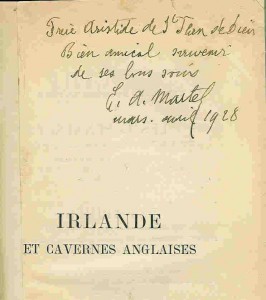 Martel's signature On Irlande Et Cavernes Anglaises
